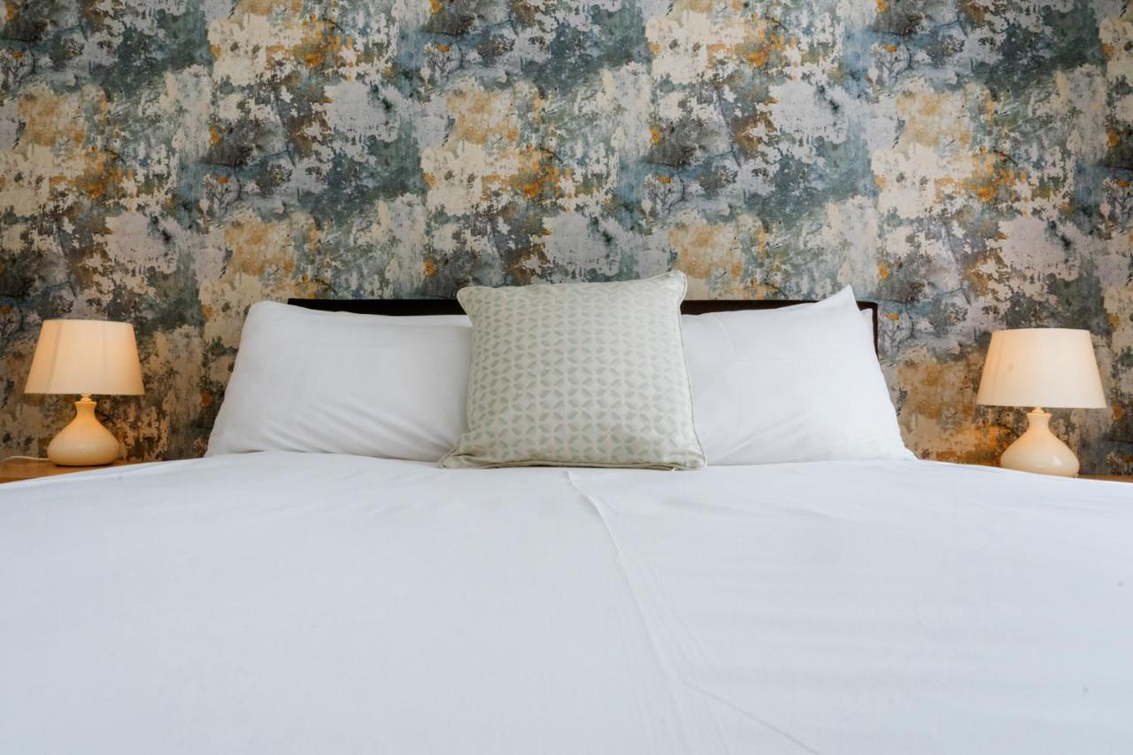 Plougastel House B&B Westport Zewnętrze zdjęcie